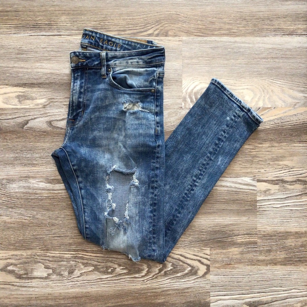American Eagle Slim Distressed Destroyed Light Medium Rinse Jeans 32 x 32
